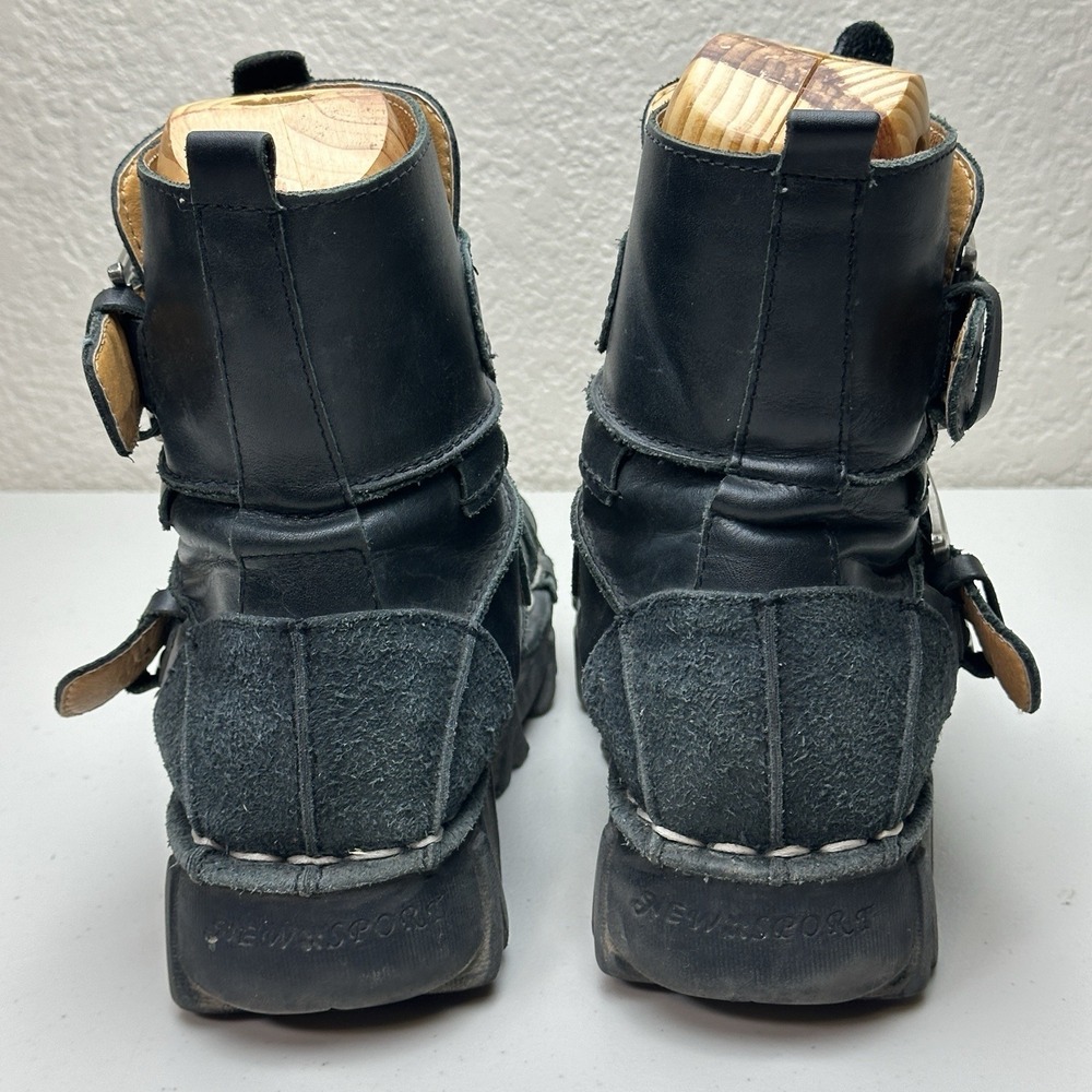 Used  Black Leather Skull & Bones Goth Biker Boots 1809-255 Size 7.5/Men's 9/WM - Picture 12 of 16